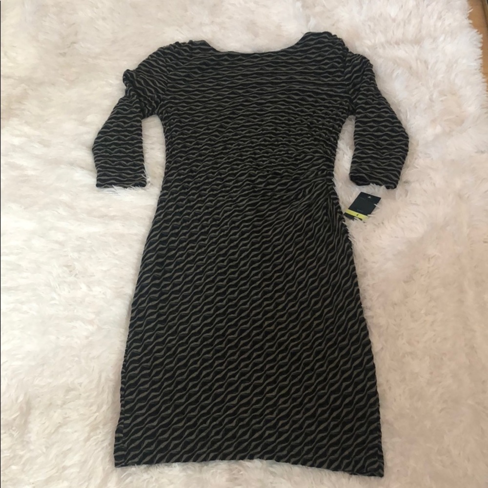 Long Sleeve Midi Dress with rouge side
